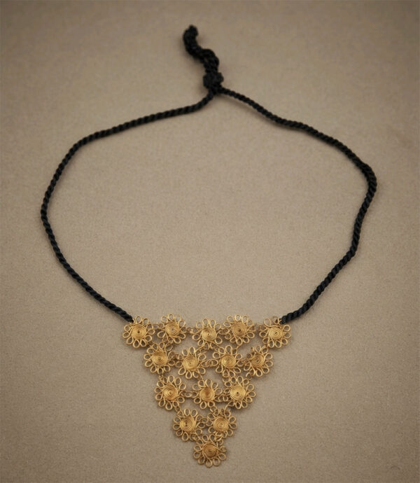 Beautiful Handcrafted Dhokra Flower Necklace
